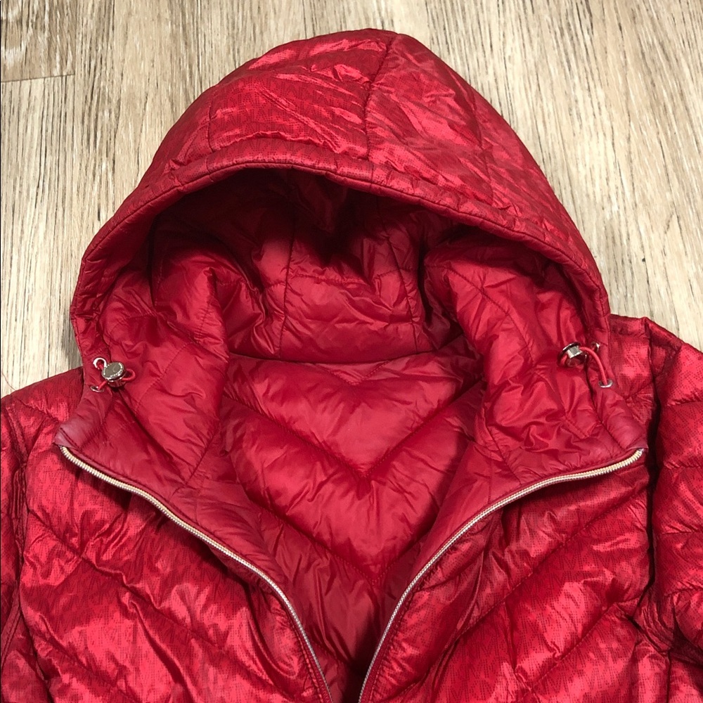 Michael Kors Red lightweight packable Hooded Puff… - image 3
